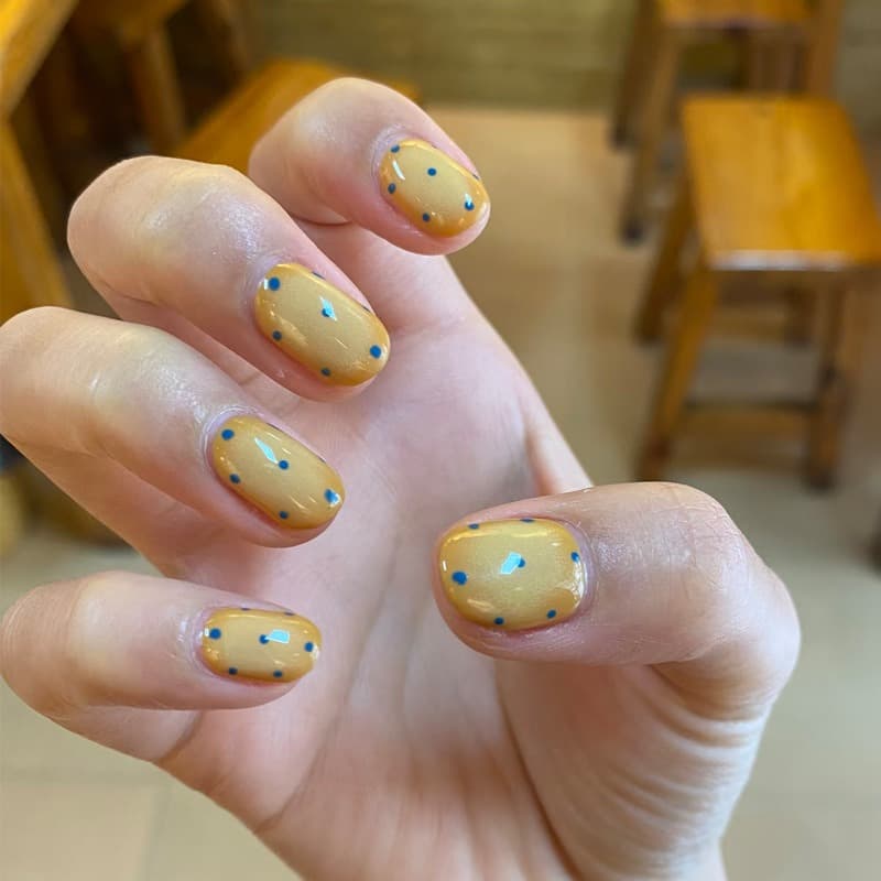 Yellow Blue Dot Press On Nails  Cute Short Round Nail Set